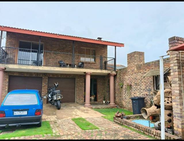 3 BEDROOM HOUSE FOR SALE IN DASPOORT ESTATE